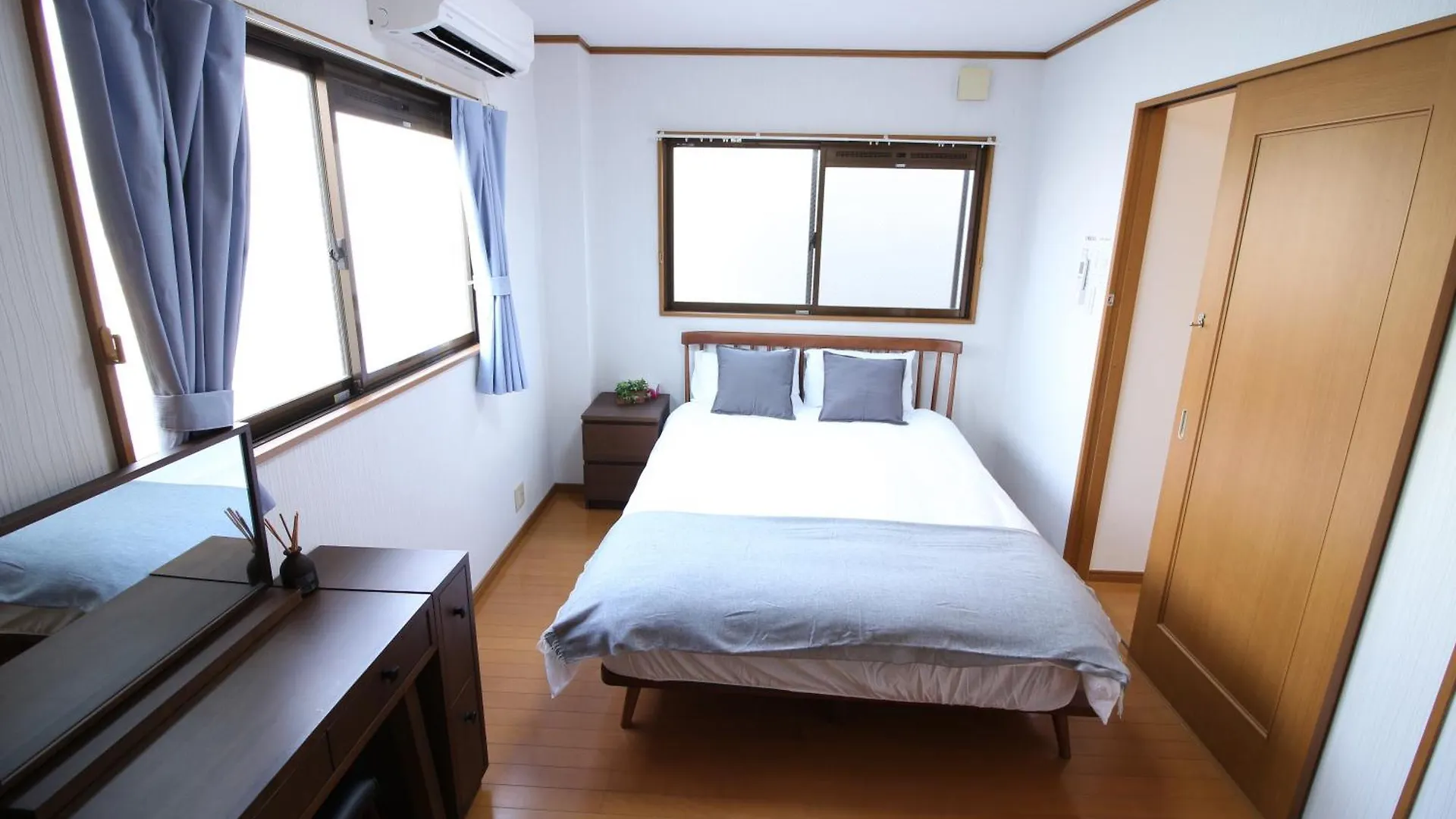Y House 大阪九条アパートメント 0*, 大阪市 日本